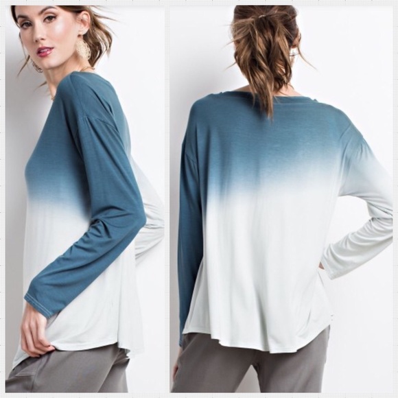 LAST ONE MED🦋Stunning Faded Teal Ombré Dye Top. - Picture 2 of 3